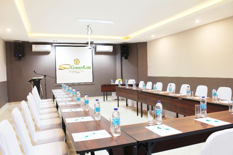 suni garden lake hotel and resort