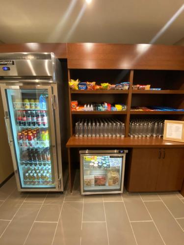 comfort suites midland west