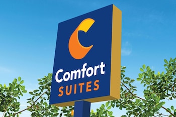 comfort suites midland west