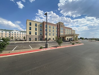 comfort suites midland west