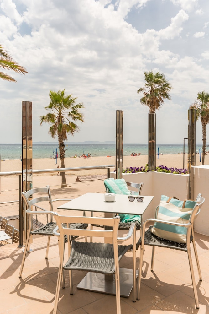 hotel monterrey roses by pierre and vacances