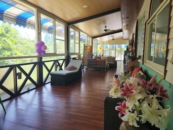 hill side bandb