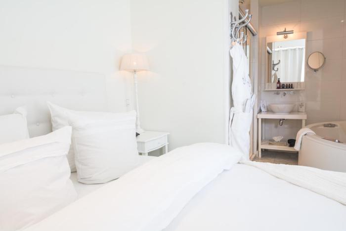 bliss boutique hotel