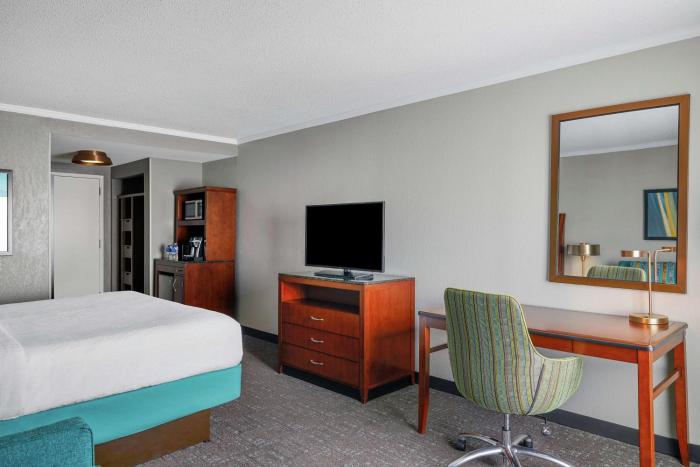 hilton garden inn allentown west