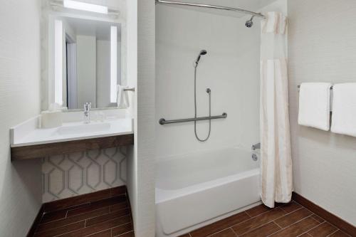 hilton garden inn allentown west