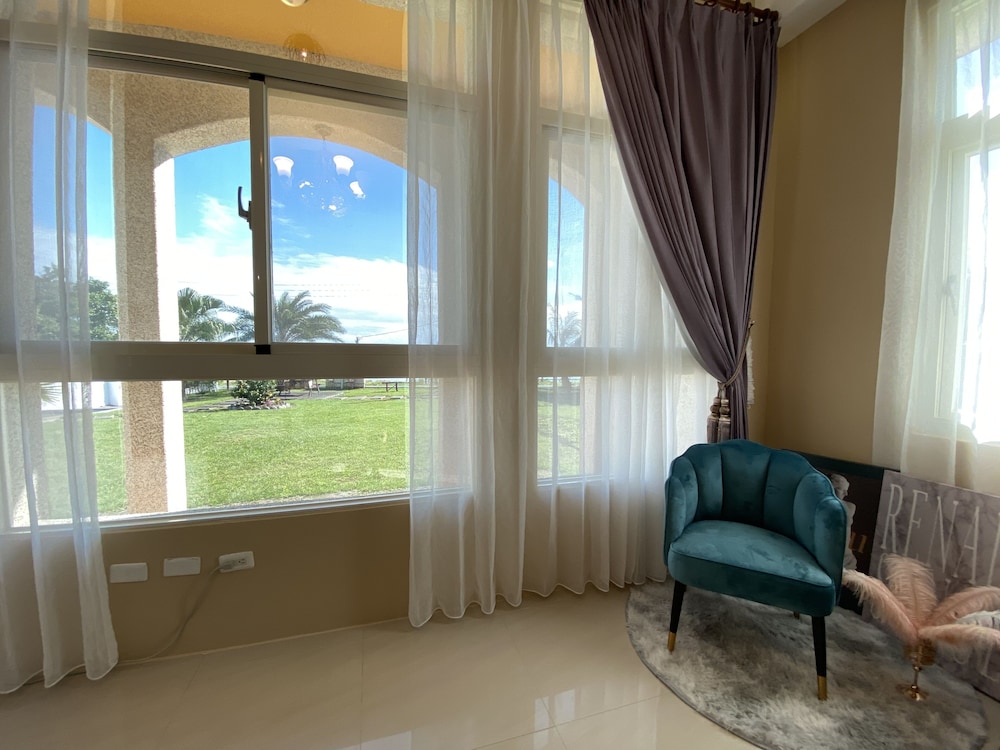 sea princess bandb