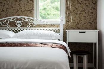 sea princess bandb