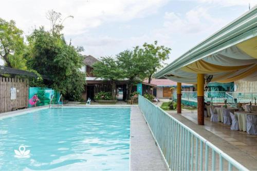 iloilo paraw beach resort