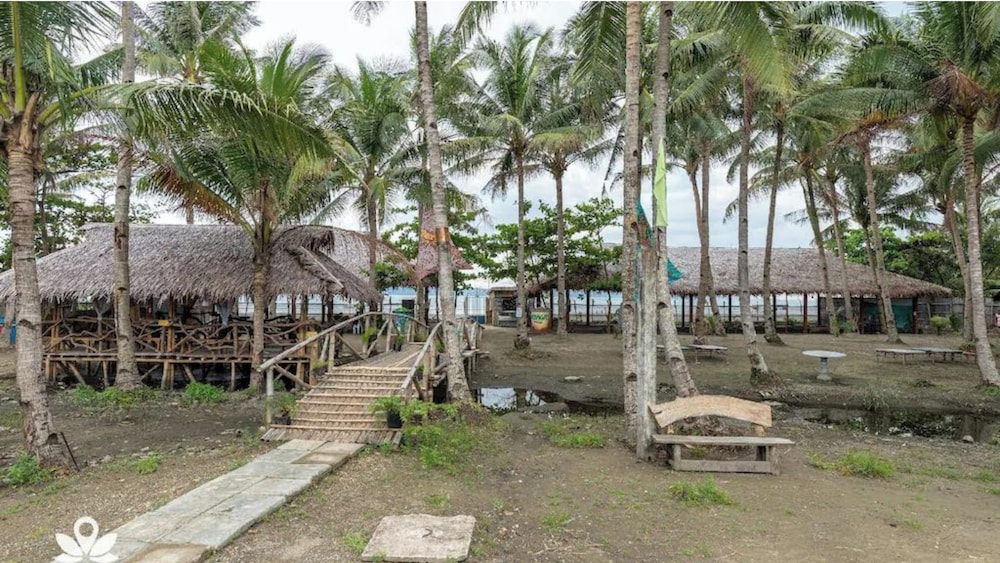 iloilo paraw beach resort