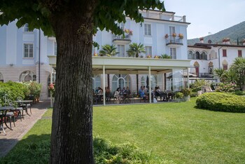 hotel rivalago