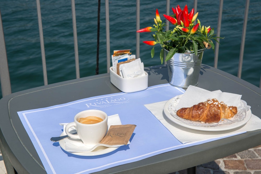 hotel rivalago
