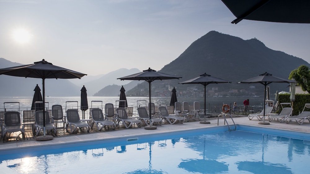 hotel rivalago