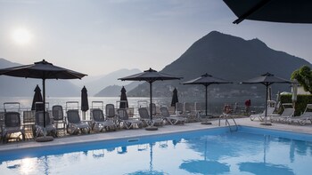 hotel rivalago