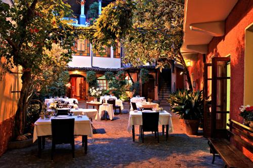 albergo cannon doro