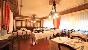 Albergo Cannon D'oro,Piazza Camillo Benso Conte Di Cavour 21 14023 Cocconato Asti,3 star