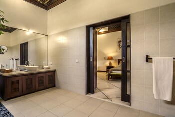 villa opaline by alfred in bali