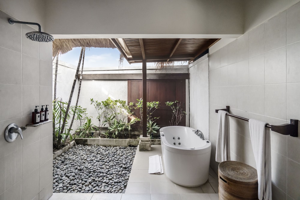 villa opaline by alfred in bali