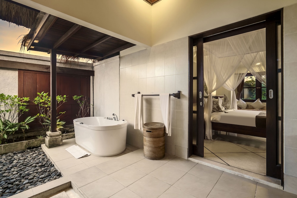 villa opaline by alfred in bali