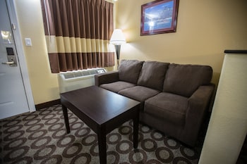 relax inn and suites