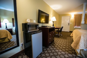 relax inn and suites