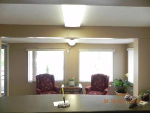 relax inn and suites