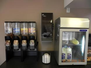 relax inn and suites