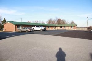 relax inn and suites