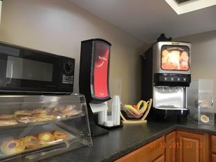 relax inn and suites