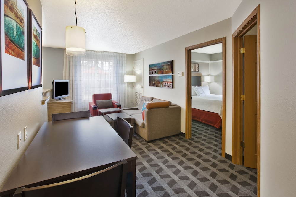 Towneplace Suites By Marriott Brookfield,Milwaukee>>Brookfield,3 star