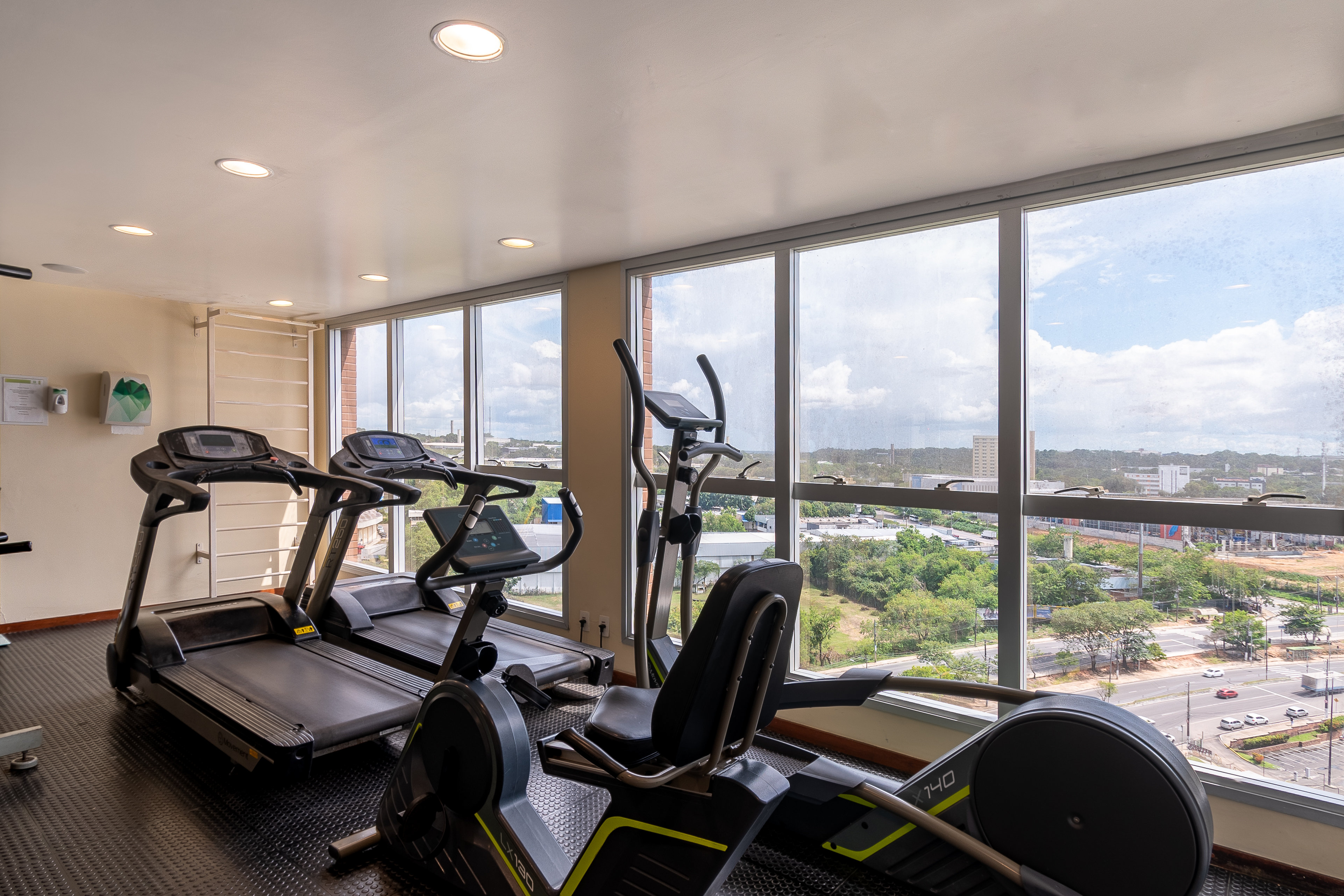 holiday inn manaus by ihg