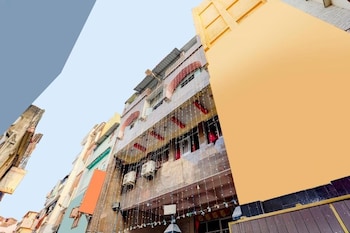 sam galaxy guest house