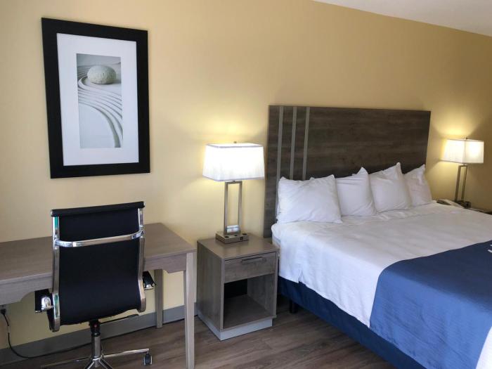 days inn by wyndham cape carteret near emerald isle