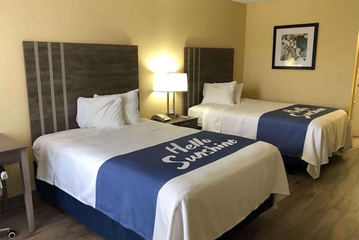 days inn by wyndham cape carteret near emerald isle