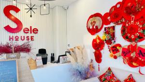 sele house