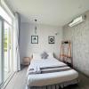 sele house