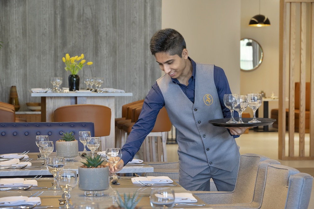 voco al khobar an ihg hotel