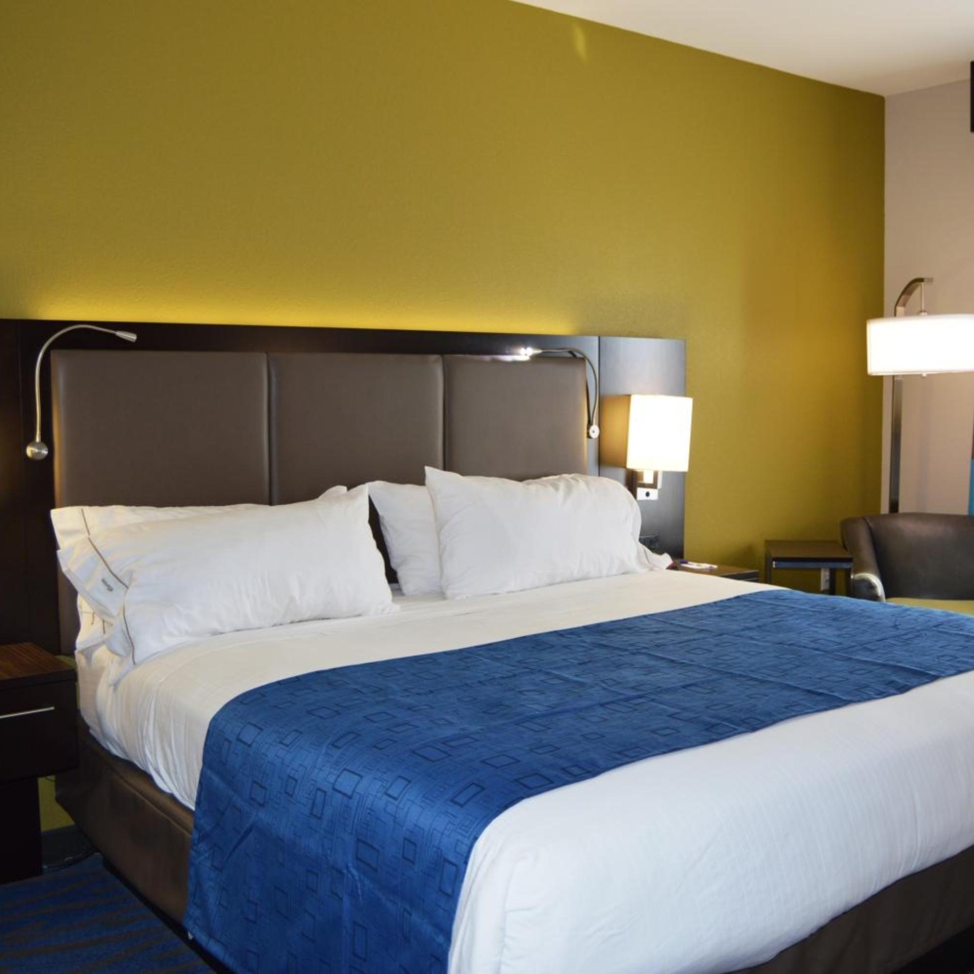 holiday inn express hotel and suites el reno by ihg