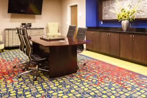 holiday inn express hotel and suites el reno by ihg