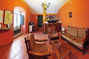 hostal la casona