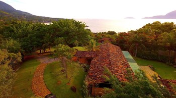 villa galiileu ilhabela