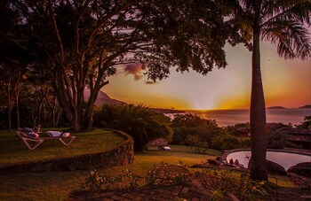 villa galiileu ilhabela