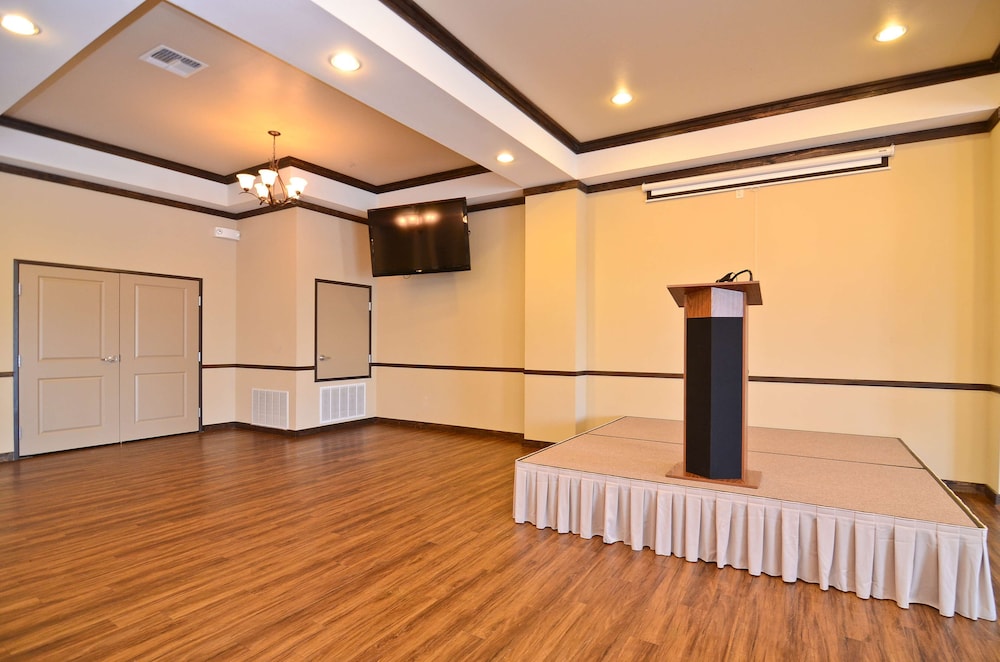 best western plus emory at lake fork inn and suites