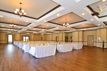 best western plus emory at lake fork inn and suites