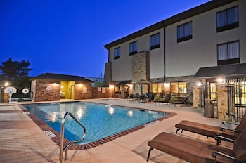 best western plus emory at lake fork inn and suites