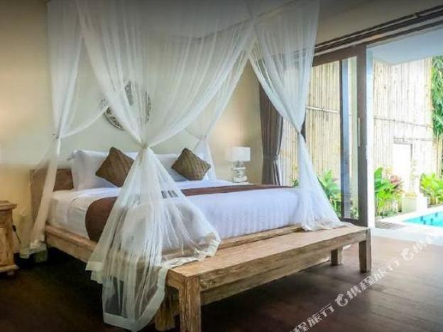 villa atap padi by nagisa bali