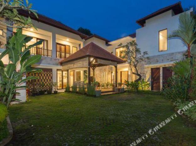 villa atap padi by nagisa bali