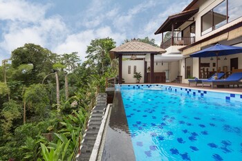 villa atap padi by nagisa bali
