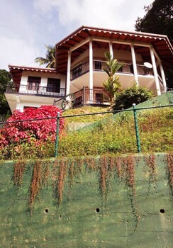 ku kandy villa