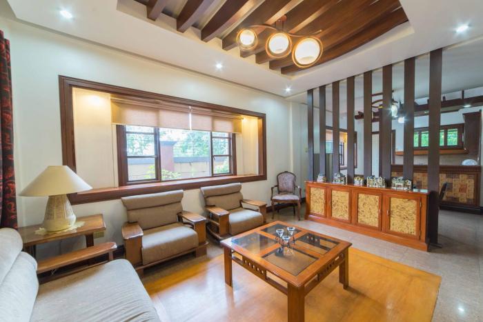 reddoorz plus starhomes olivianville