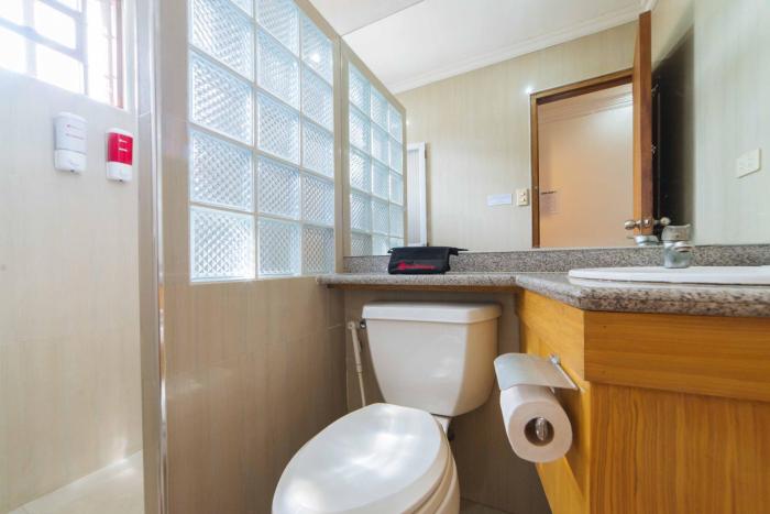 reddoorz plus starhomes olivianville